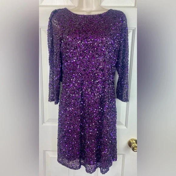 Pisarro Nights Draped Back Cowl Back Beaded Sequin Sheath Dress in Size 6 - Picture 2 of 5